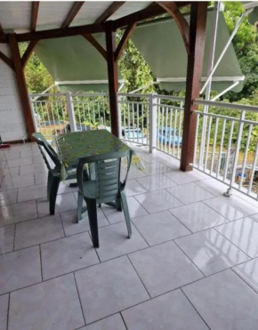 Appartement confortable à Deshaies, 40 m², proche de la mer